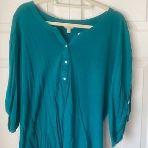 Hunter green 3/4 length sleeved top size XL